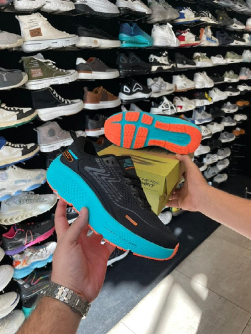 go run max road 6 running shoes Sale