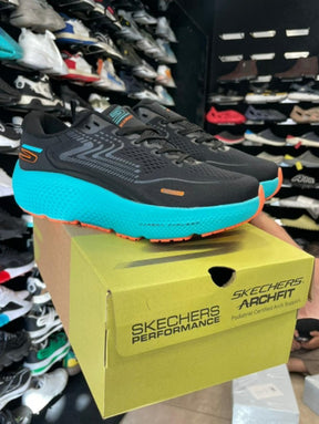 go run max road 6 running shoes Sale