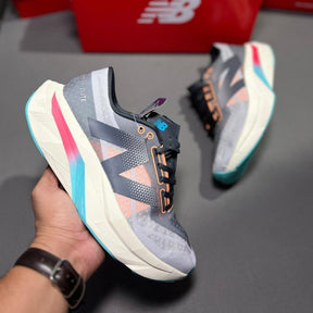 New Balance FuelCell SuperComp Elite v4 Sneakers