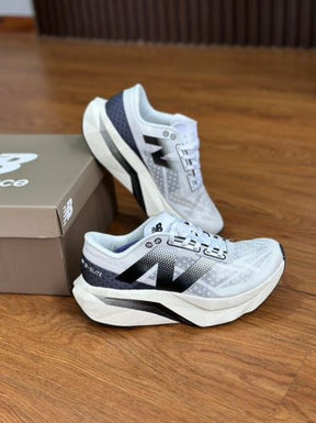 NEW BALANCE ELITE V4 sale