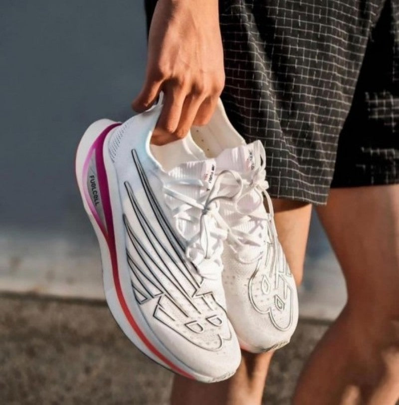 NEW BALANCE FuelCell SuperComp Elite