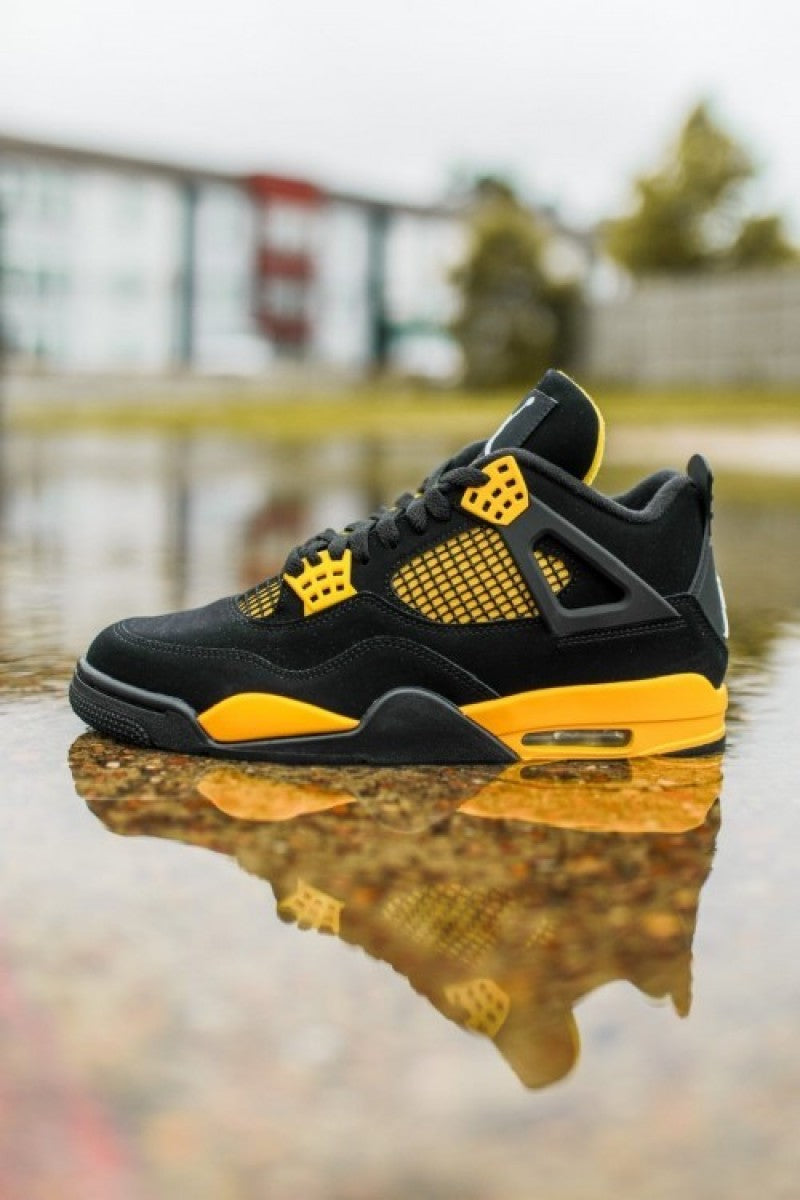 Air Jordan Retro 4 Thunder Yellow Fix