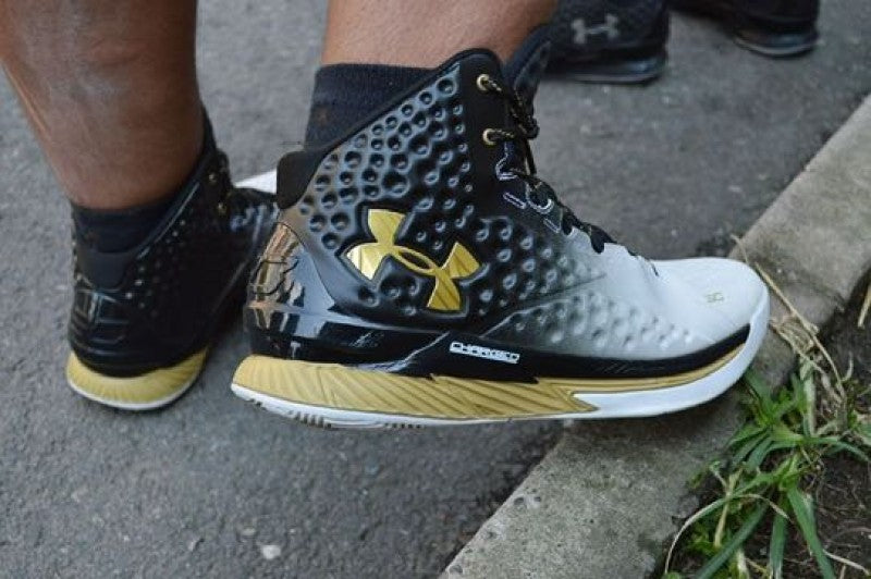 UNNDER ARMOUR ua 2015 curry 1 mvp black gold