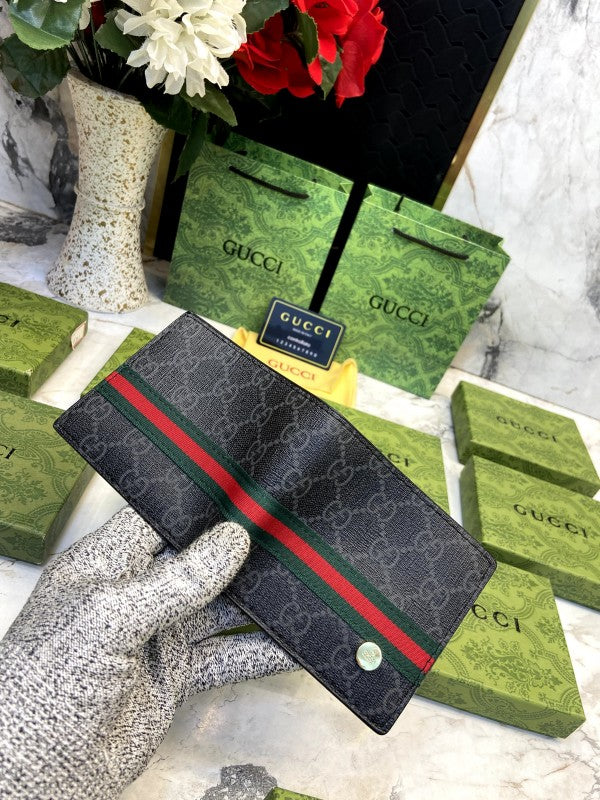 GUCCI WALLET V594