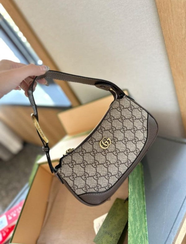 GUCC  I SLING WITH BOX
