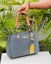 Michael  Kors Cynthia Signature Bag With Dust bag 94