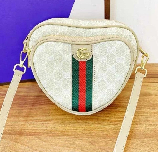 Gucc  i heart pochette shape sling bag with box 109