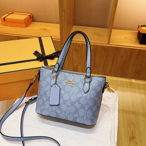 COAC  H handbag with crossbody belt  with folding box 184