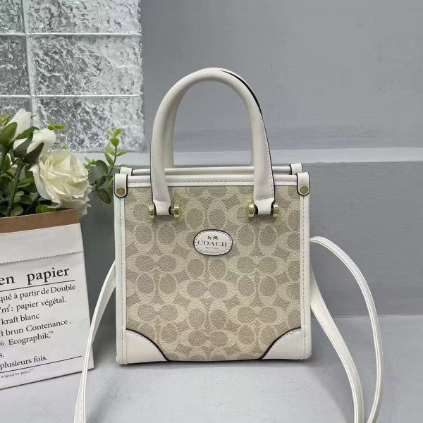 COAC  H hand bag with extra belt and folding box 202