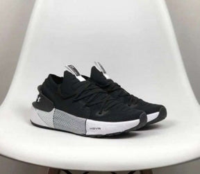 Under Armour HOVR Phantom 3 Black White