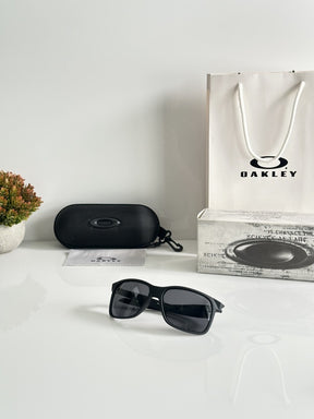 Oakley 22034 Black