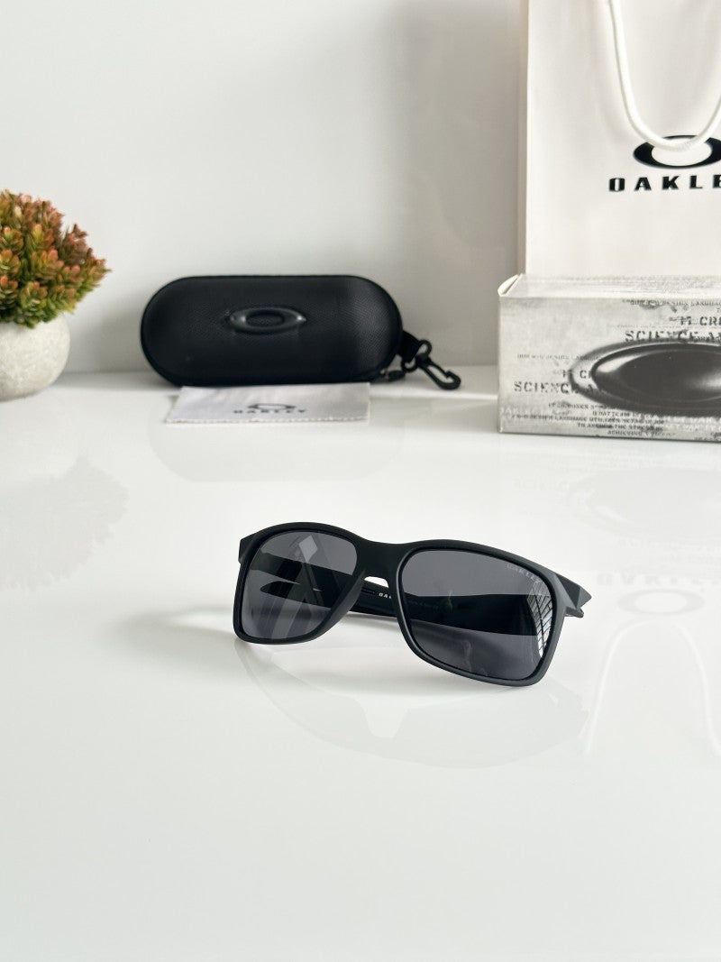 Oakley 22034 Black