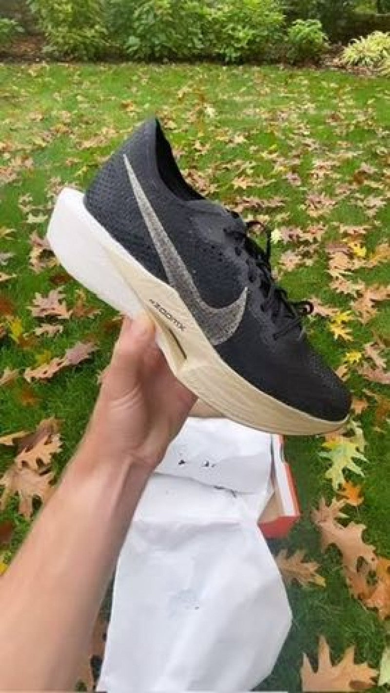 Nike zoom Vaporfly Next 3 Black Gold