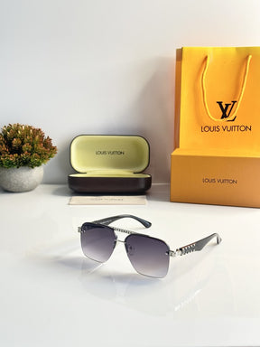 Louis Vuitton 5125 Silver Black DC