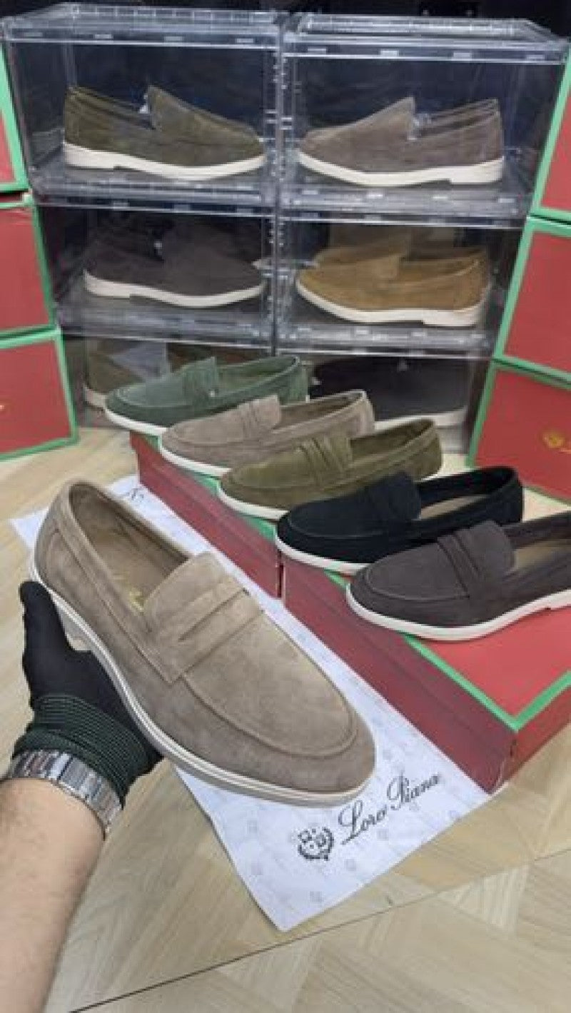 Mouse loro piana summer walk 4302