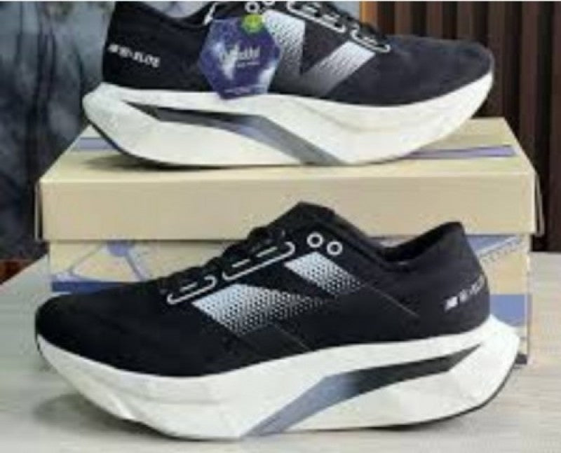 New Balance Elite V4 BLACK