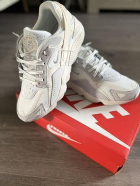 Nikee Air Huarache Runner Pure Platinum