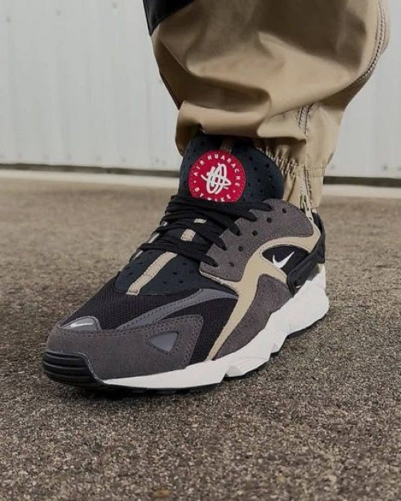 Nikee Air Huarache Runner Brown