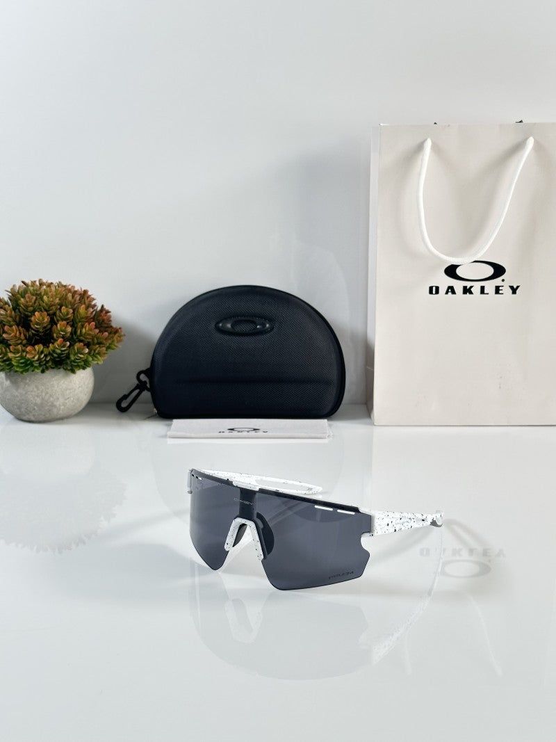 Oakley 2305 Black White
