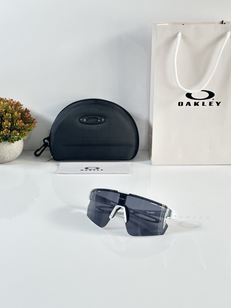 Oakley 2305 Black White