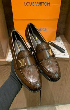 Louis Vuitton loafer Brown 122