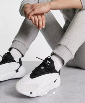 Adidass Ozelia White Black