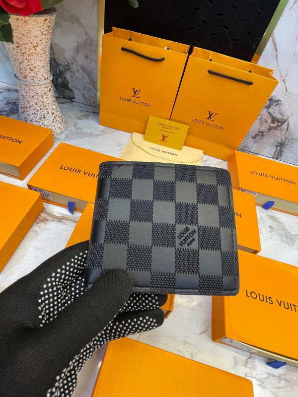 LOUIS VUITTON WALLET V620