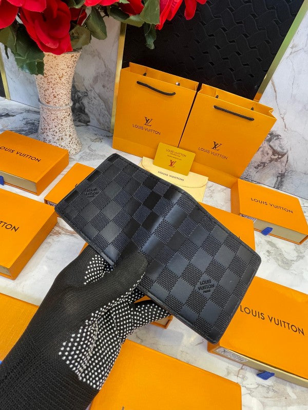 LOUIS VUITTON WALLET V620