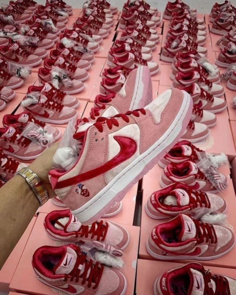 Nikee Sb Dunk Low Pro Qs Strangelove For Men S