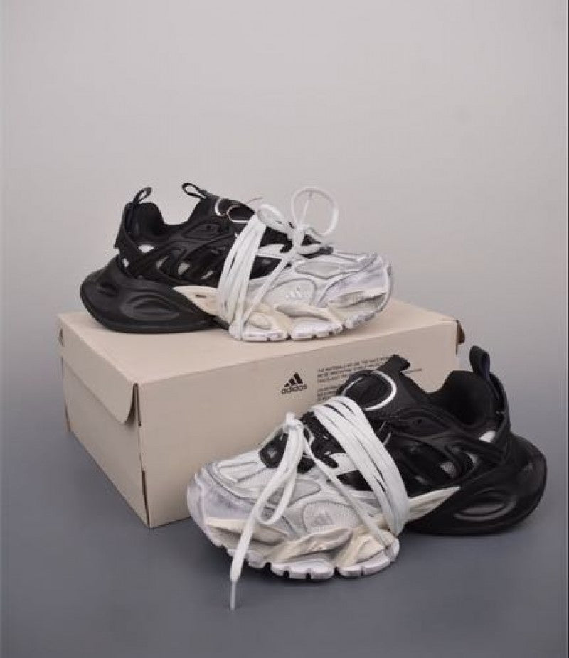 xlg runner deluxe white black