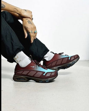 Nikee Airmax sndr burgundy crush baltic blue
