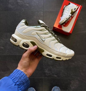 Nikee AirMax Plus TN Beige Olive