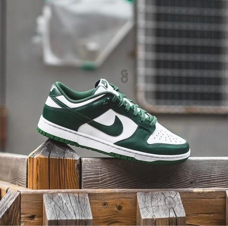sb dunk varsity green