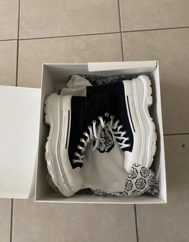 Alexander McQueen Tread Slick High Black White