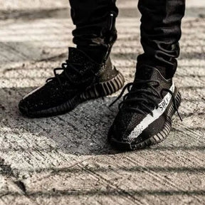 ADDIDAS YEEZY 350 V2 OREO
