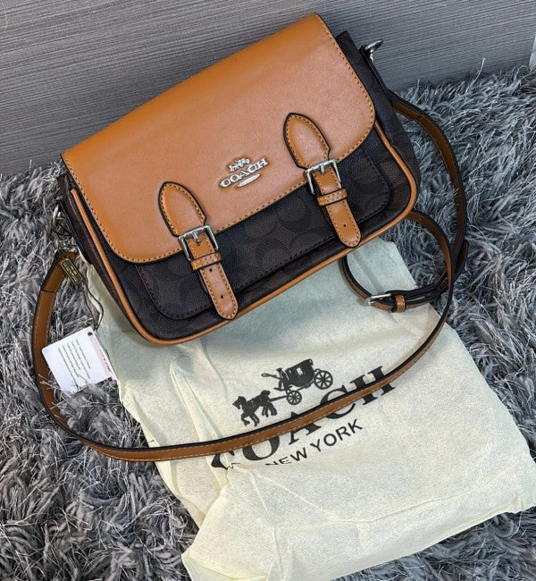 Coac  h Lucy Crossbody In Signature Canvas With folding box 249