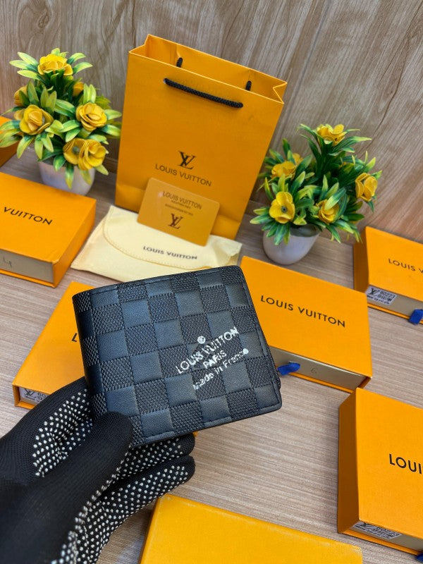 LOUIS VUITTON WALLET V647