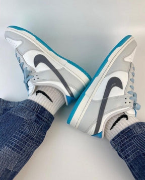 Nikee dunk low 520 pack ocean bliss sneaker