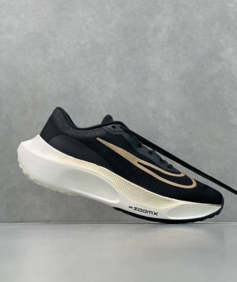 Nike Zoom Fly 5 Black Metallic Gold Grain
