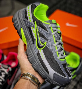 Nikee Initiator Black Grey Volt