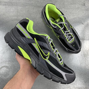 Nikee Initiator Black Grey Volt