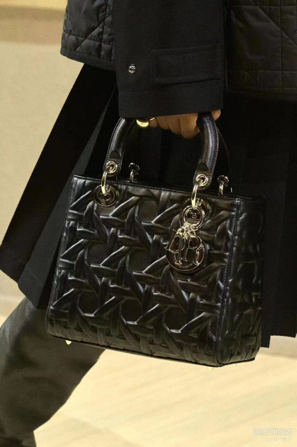 DIO R D LADY GLOSSY BLACK WITH BOX  1024