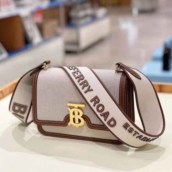 BURBERR  Y HORSEBIT SLING BAG HEAVY 1004