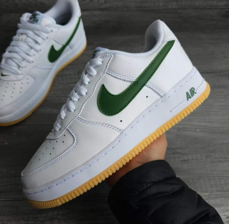 Nikee Airforce 1 Low Retro QS COTM Forest Green