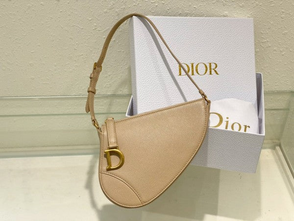 Christian  Dior  CD  Saddle  Rodeo  Bag  Pouch  With  OG  Box  &  Dust  Bag  (379  Apricot)