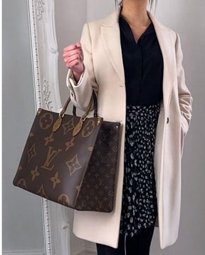 LOUI  S VUITTON ONTHEGO SHOULDER BAG
