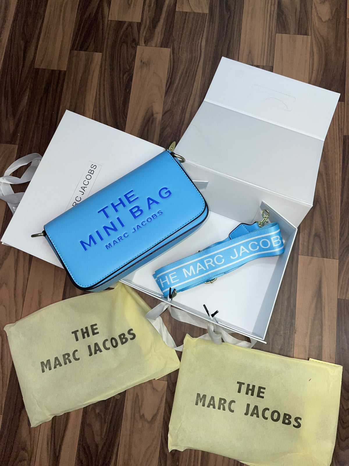Marc jacobs The mini bag With dust bag and folding box 304