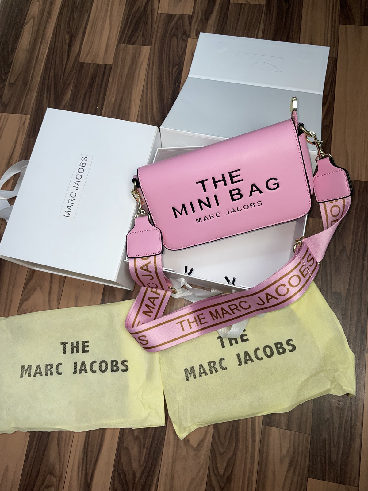 Marc jacobs The mini bag With dust bag and folding box 305