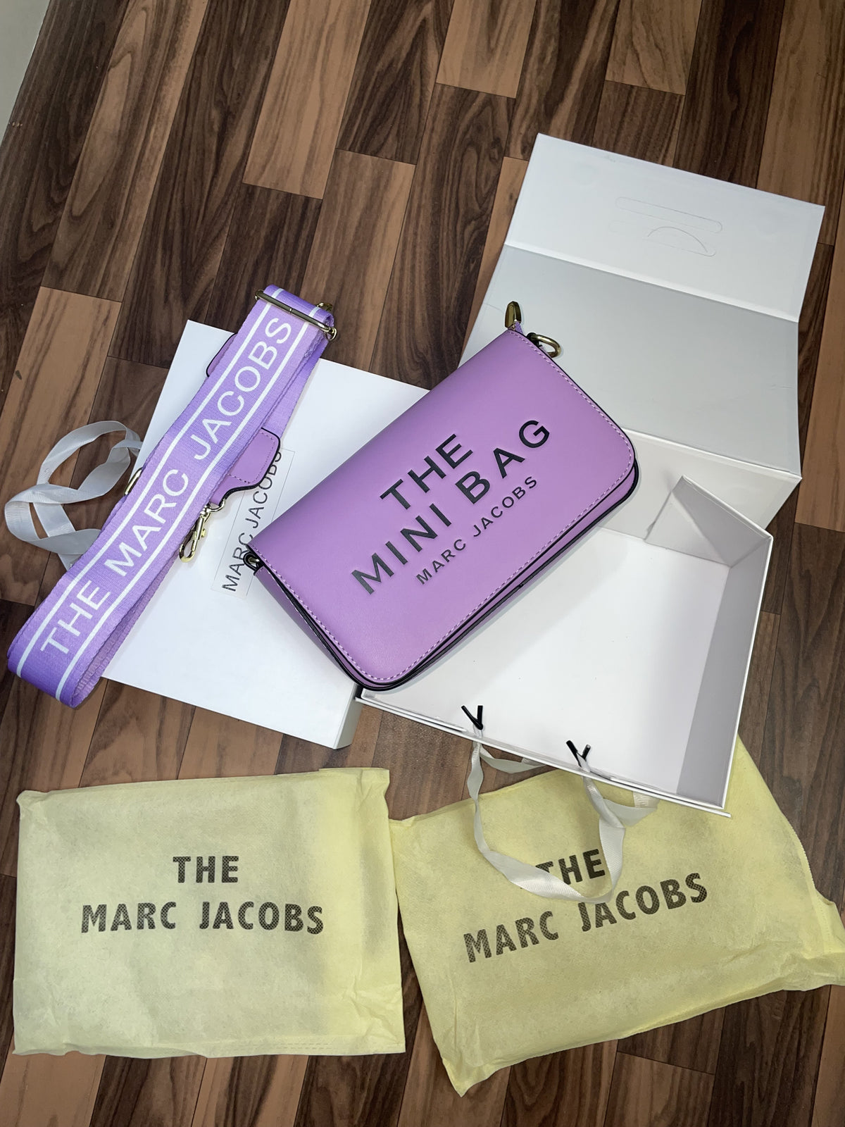 Marc jacobs The mini bag With dust bag and folding box 306