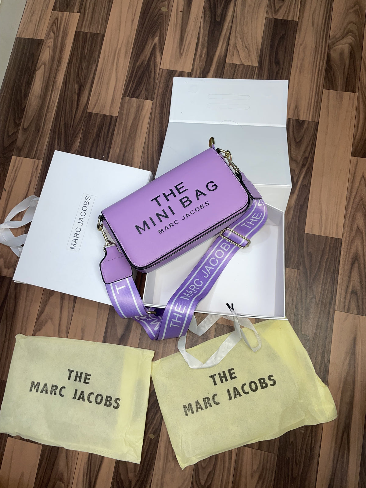 Marc jacobs The mini bag With dust bag and folding box 306
